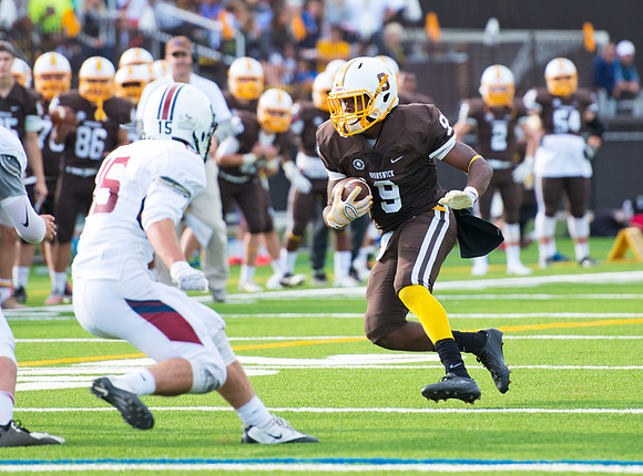 football_2015-09-26_dburns_3287