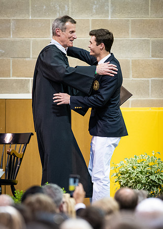 graduation19_wkl1_9794
