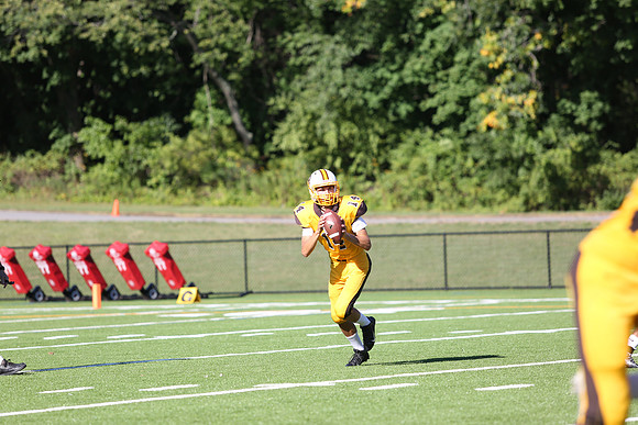 football_jv_2015-09-15_jfess_0727