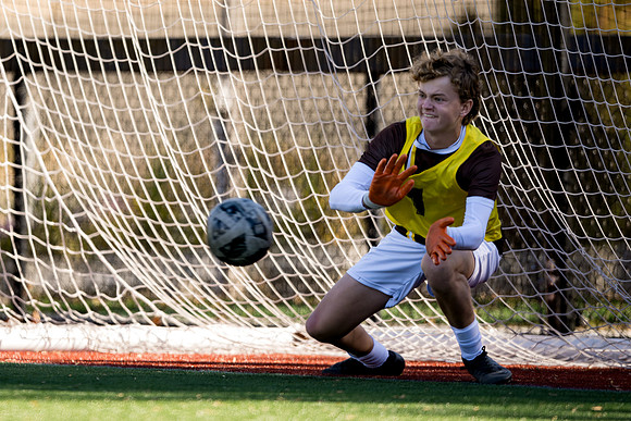 soccer_jv_2024-11-02_ah_0320