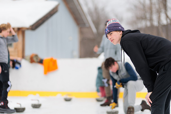 randolphvt2122_trip07_curling_bdf_0583