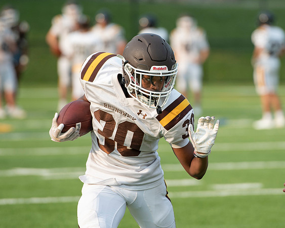 football_2021-09-14_practice_dburns_2772