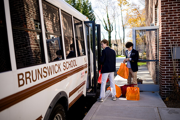 thanksgiving_fooddrive24_us_ah_0023