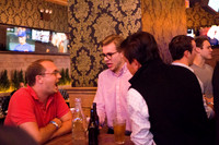 alumni_happyhour_nyc17_mkras_0036