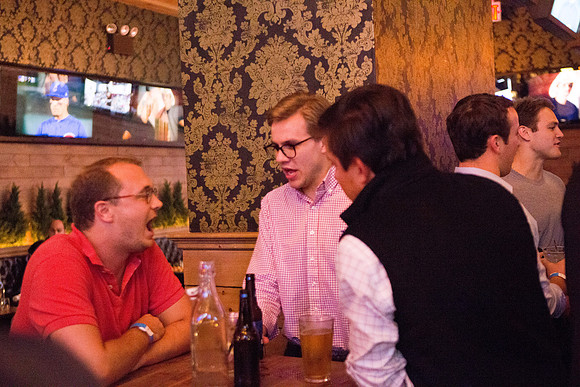 alumni_happyhour_nyc17_mkras_0036