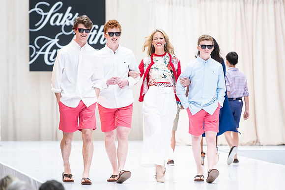 fashionshow19_runway_wkl_1429