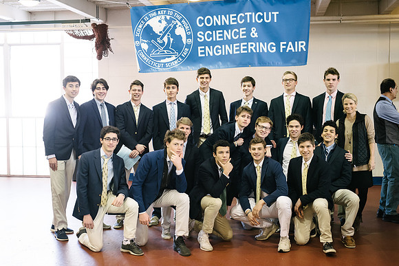 sciencefair19_ah_0047