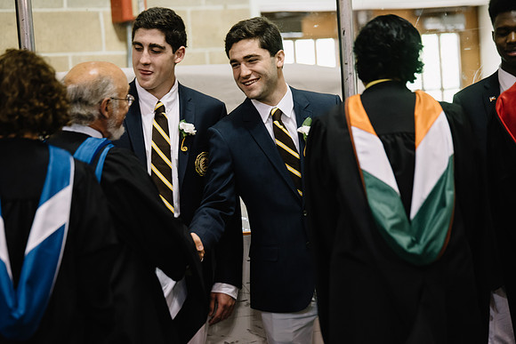 graduation16_hp_9686