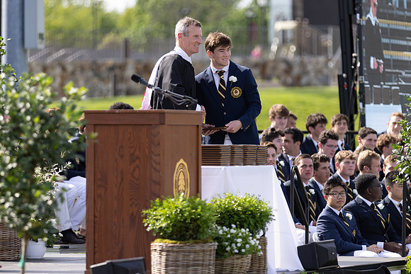 graduation22_diplomas_gh_0545