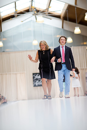 fashionshow19_runway_mk_0252