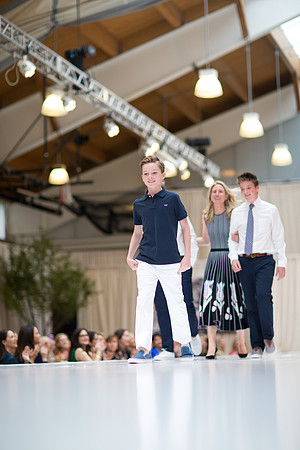 fashionshow19_runway_mk_0207