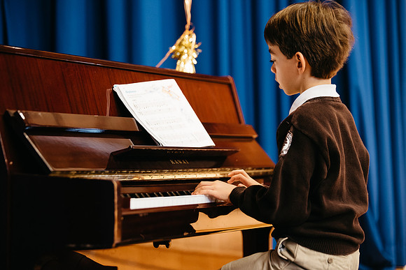talentshow_gr1-2_hp_2244