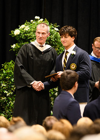 graduation25_diploma_wkl1_4549