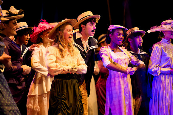 hmspinafore_springmusical25_sat1_us_ah_0157