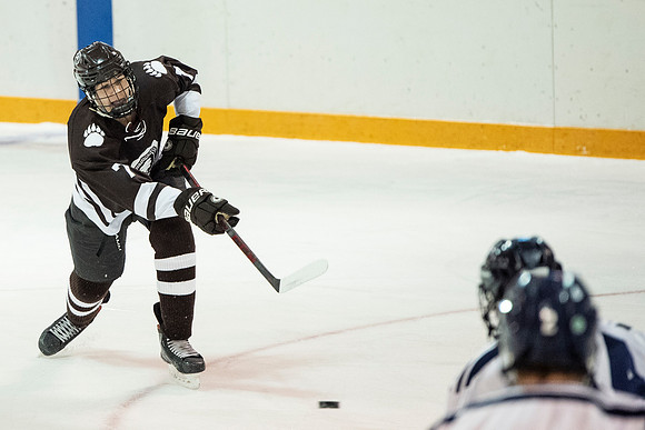 hockey_2022-01-12_dburns1_2736
