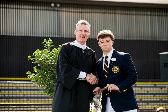 graduation22_diplomas_ah_0200