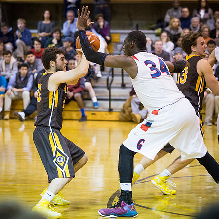 basketball_2015-02-25_playoffs_wkl_2746
