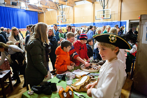 colonialday_parents_mkars_0119