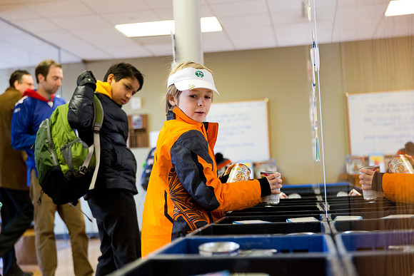 souperbowl_fooddrive_ls_mkras_0046