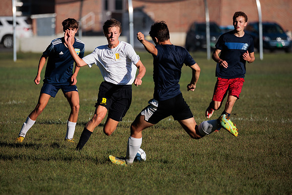 randolphvt2223_tripsoccerpre_game_bdf2_9753