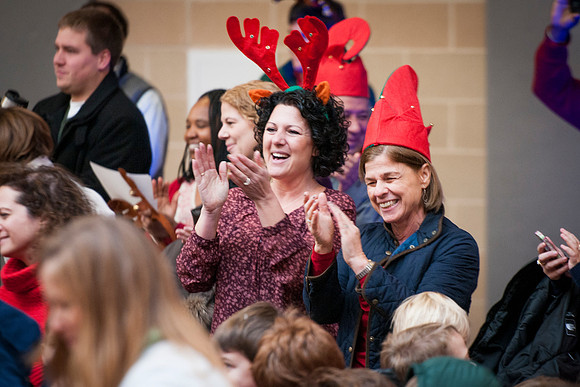 holiday_allschool_wkl_3825