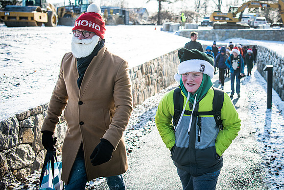 holiday19_bearcave_wkl_1567