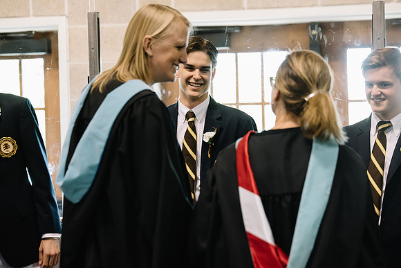graduation16_hp_9753