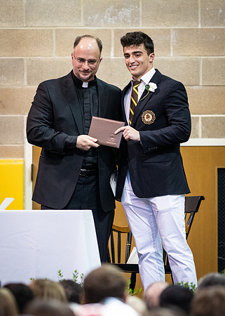 graduation19_wkl1_0417