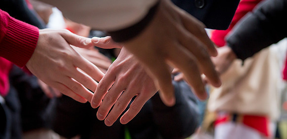 holiday_handshake_jfess_0023