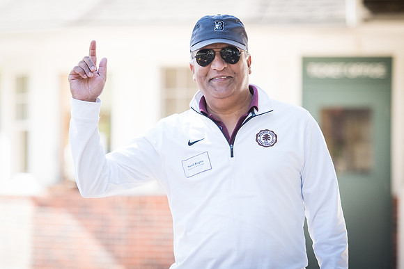 hc15_alumni_golf_wkl_5128
