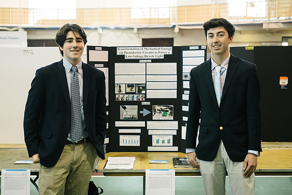 sciencefair19_ah_0024_1