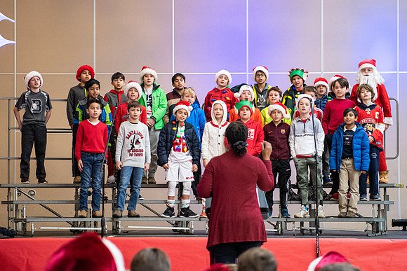 holidayassembly19_wkl_1411