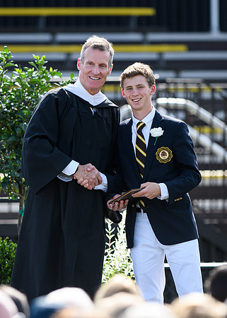 graduation22_diplomas_wkl_0479