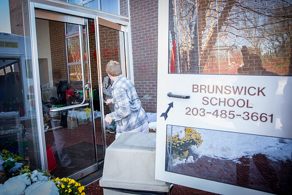 thanksgiving18_fooddrive_us_8022