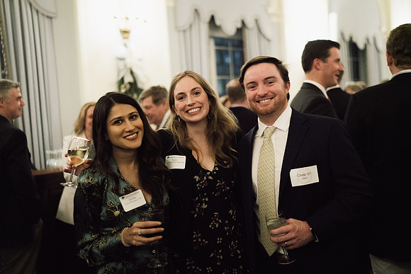 alumni_holidayparty19_jk_2976