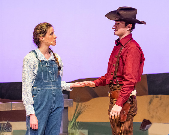 oklahoma_wintermusical_us_dburns_0511
