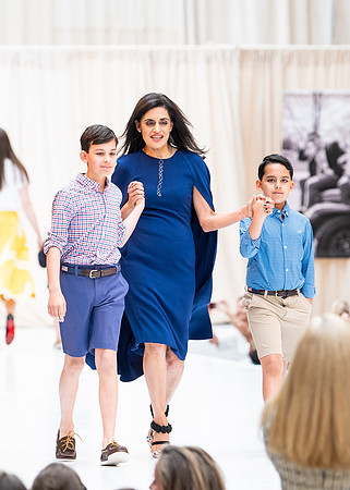 fashionshow19_runway_wkl_1400