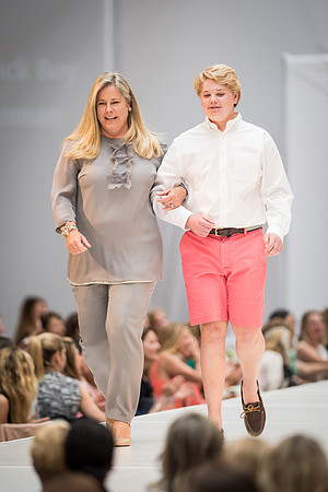 fashionshow17_runway_wkl_0738