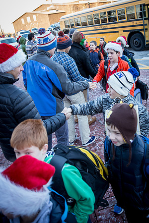 holiday_handshake16_jfess__4806