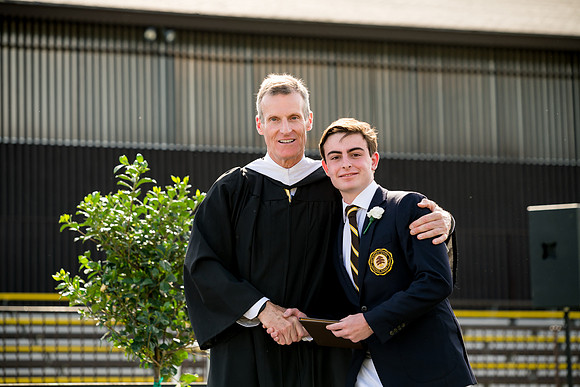 graduation22_diplomas_ah_0240