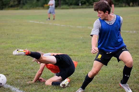 randolphvt2223_tripsoccerpre_scrimmage_bdf2_9494
