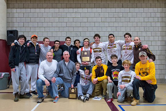 wrestling_wneiswa_champs_dburns_8060