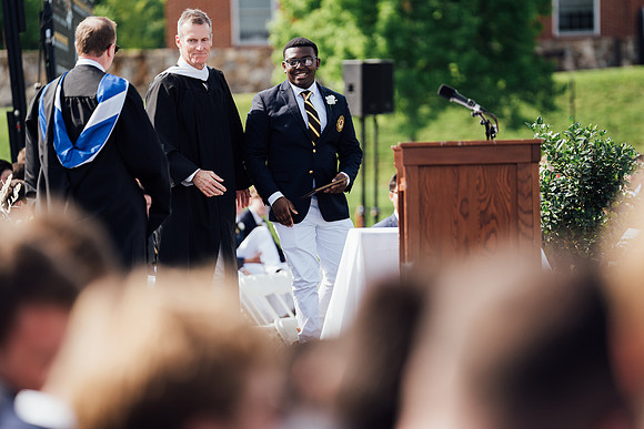 graduation22_diplomas_jk_7655