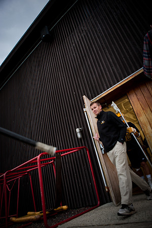 alum_tentparty14_mkras_0214
