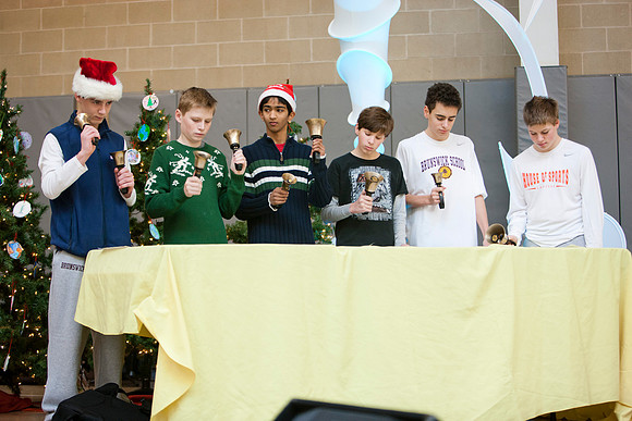 holidayassembly_all_mkras_9585