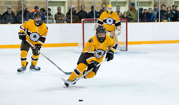 hockey_2017-03-04_dburns_3436
