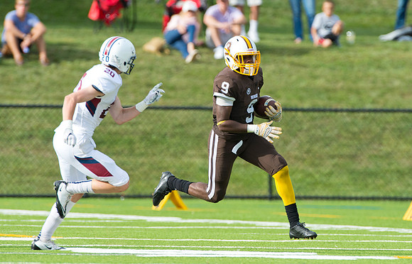football_2015-09-26_dburns_8656