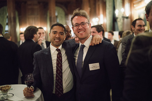 alumni_holidayparty16_jk_5243