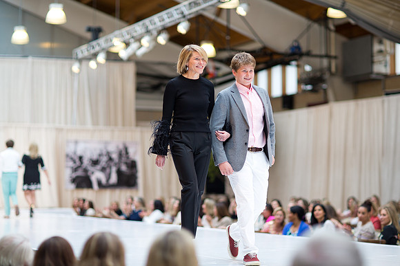 fashionshow19_runway_mk_0274