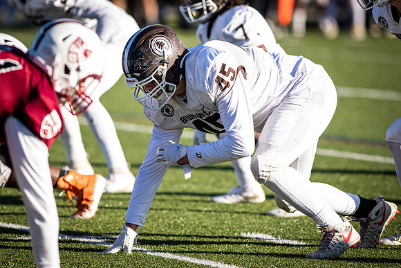 football_nepsac19_wkl8_1622